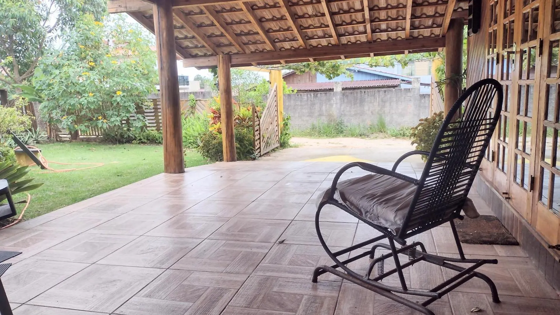 Casa Jardim Ondas Da Barra Para 6 Pessoas Imbituba  0*, Imbituba (Santa Catarina)